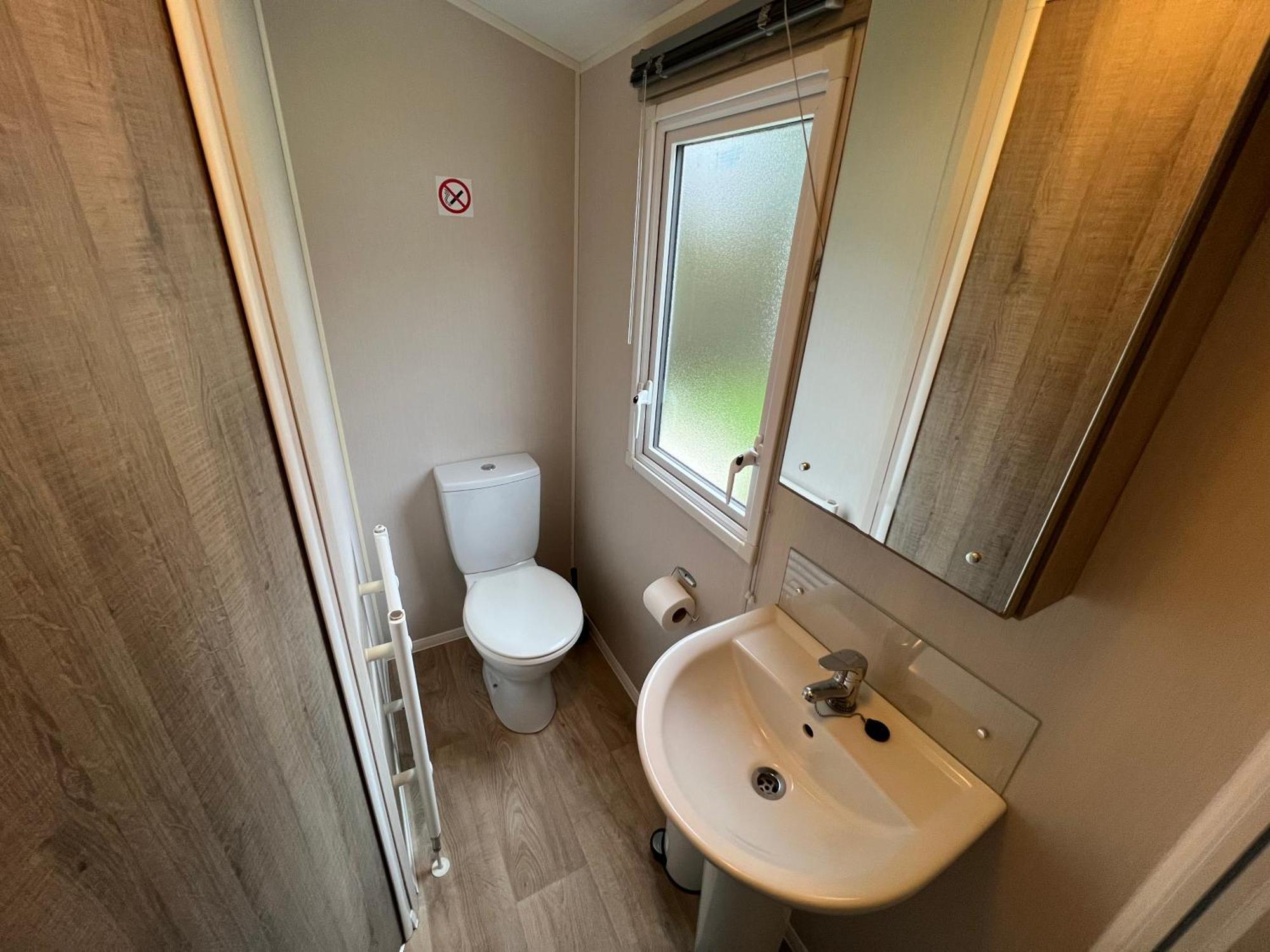 3 Bedroom Caravan Mc37, Shanklin, Isle Of Wight